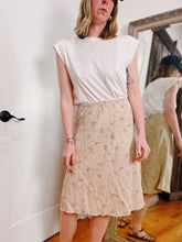 Load image into Gallery viewer, MODERN BIAS LINEN MEADOW SKIRT
