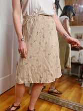 Load image into Gallery viewer, MODERN BIAS LINEN MEADOW SKIRT
