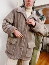 Load image into Gallery viewer, VINTAGE QUILTED FAUX FUR CHORE COAT
