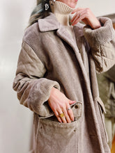 Load image into Gallery viewer, VINTAGE QUILTED FAUX FUR CHORE COAT
