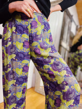 Load image into Gallery viewer, VINTAGE HANDMADE REVERSIBLE RAYON EASY PANTS
