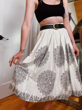 Load image into Gallery viewer, VINTAGE FULL COTTON SKIRT / SMALL
