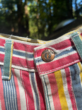 Load image into Gallery viewer, VINTAGE HANG TEN SHORTS
